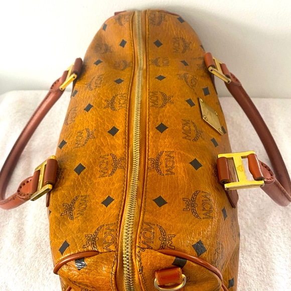 SOLD 7/26/2025 Authentic MCM Vintage Cognac Visetos Boston Bag - Picture 6 of 11